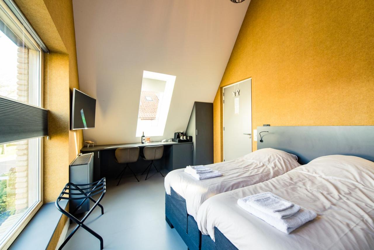 Hotel Breeze Hollum  Exterior foto